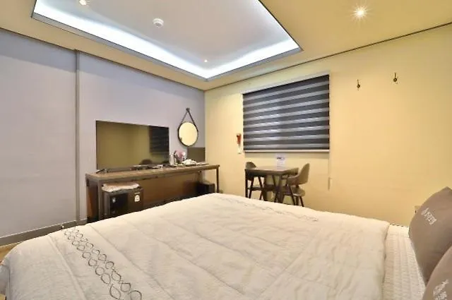 Busan Hadan Bali