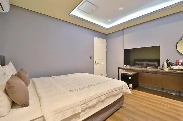Busan Hadan Bali