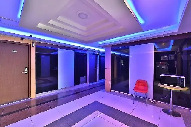 Busan Hadan Bali 0*,