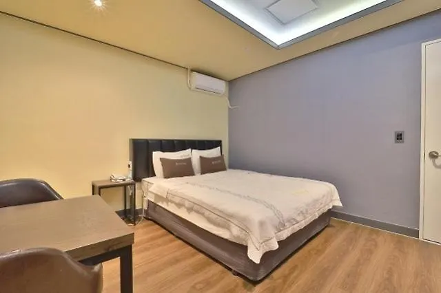 Motel Busan Hadan Bali